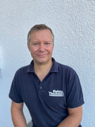 Portraitbild von Geschäftsführer Carsten Theobald